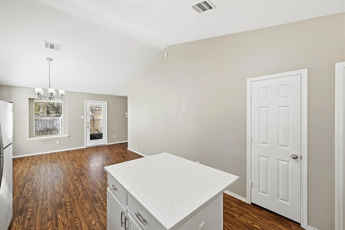 Photo of 1513 Big Bend DR