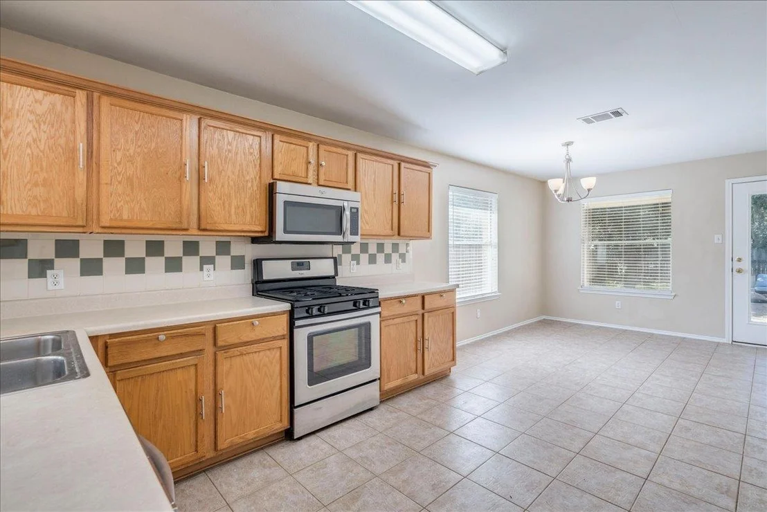 Photo of 1701 Friars Tale LN