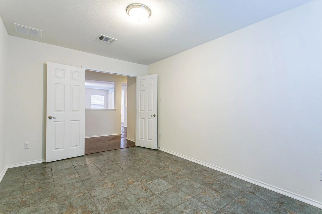 Photo of 1064 Lonesome Oak DR