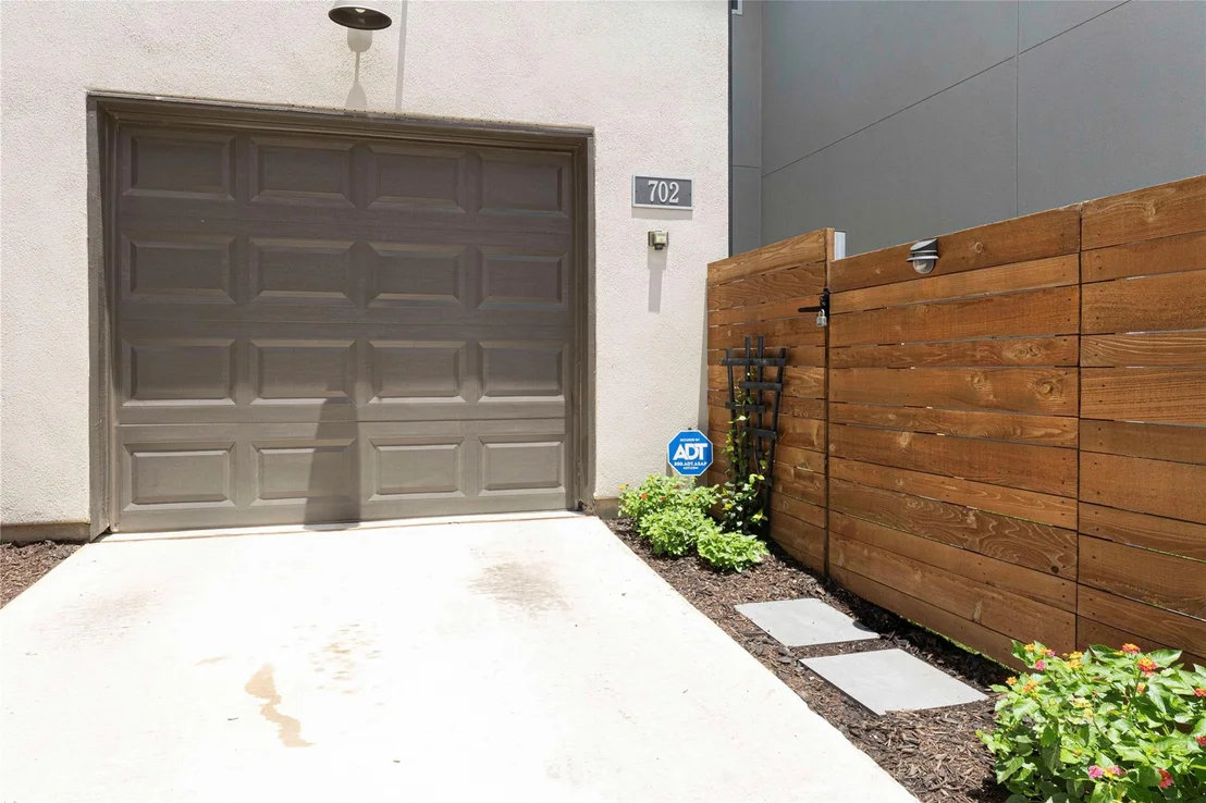 Photo of Unit 702 at 9015 Cattle Baron PATH