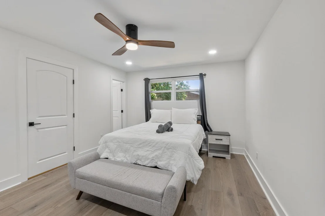 Photo of 5800 Marilyn DR
