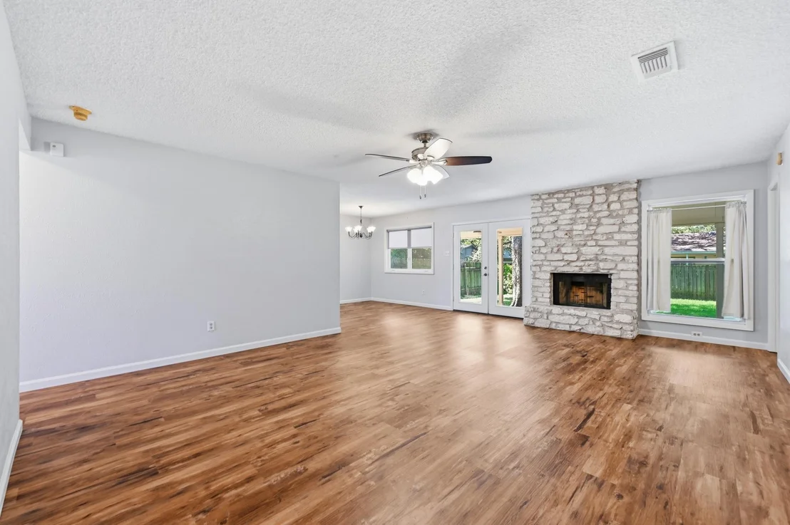 Photo of 5509 Porsche LN