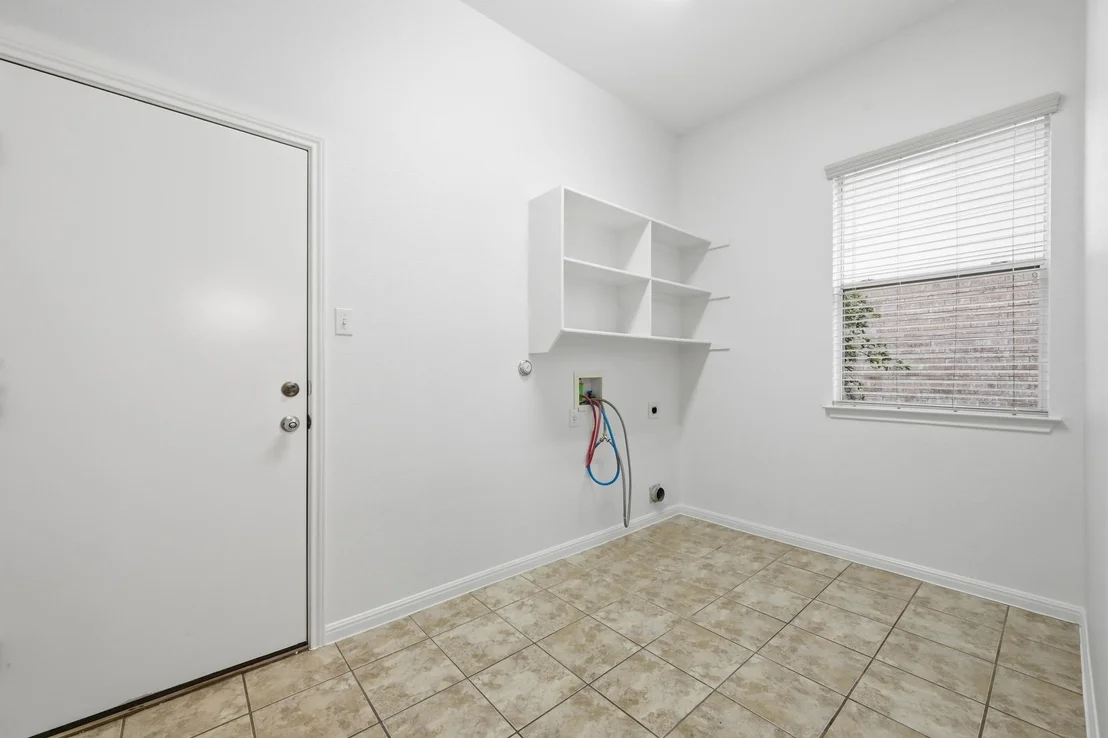Photo of 12600 Lee Park LN
