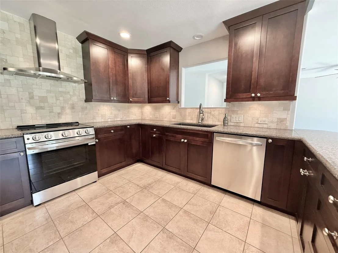 Photo of 11613 Sunset DR