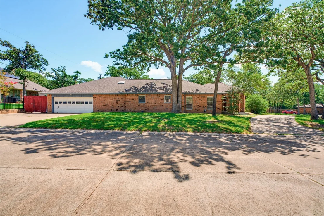 Photo of 1802 Sager RD