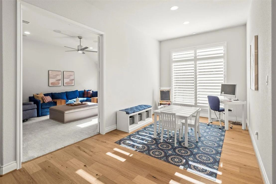 Photo of 216 Indian Grass CV
