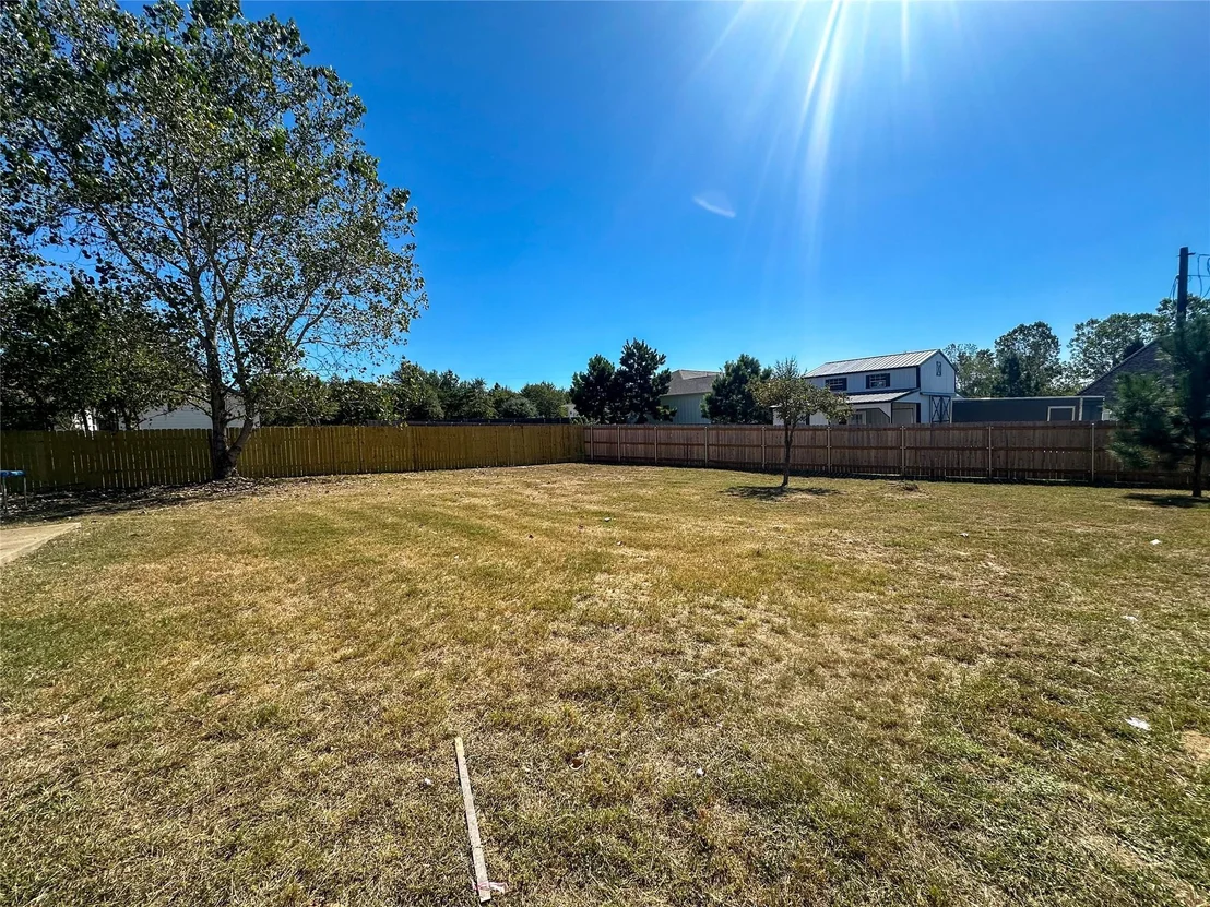 Photo of 237 Cardinal DR