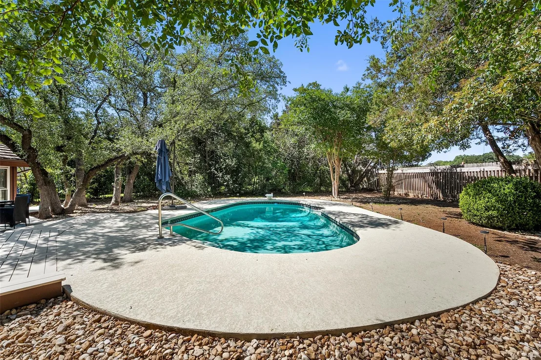 Photo of 111 Blue Jay DR