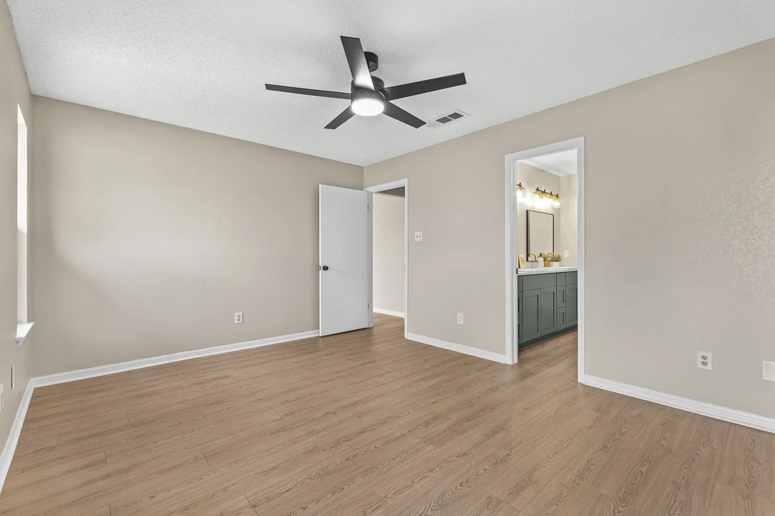 Photo of 2004 Starlight DR