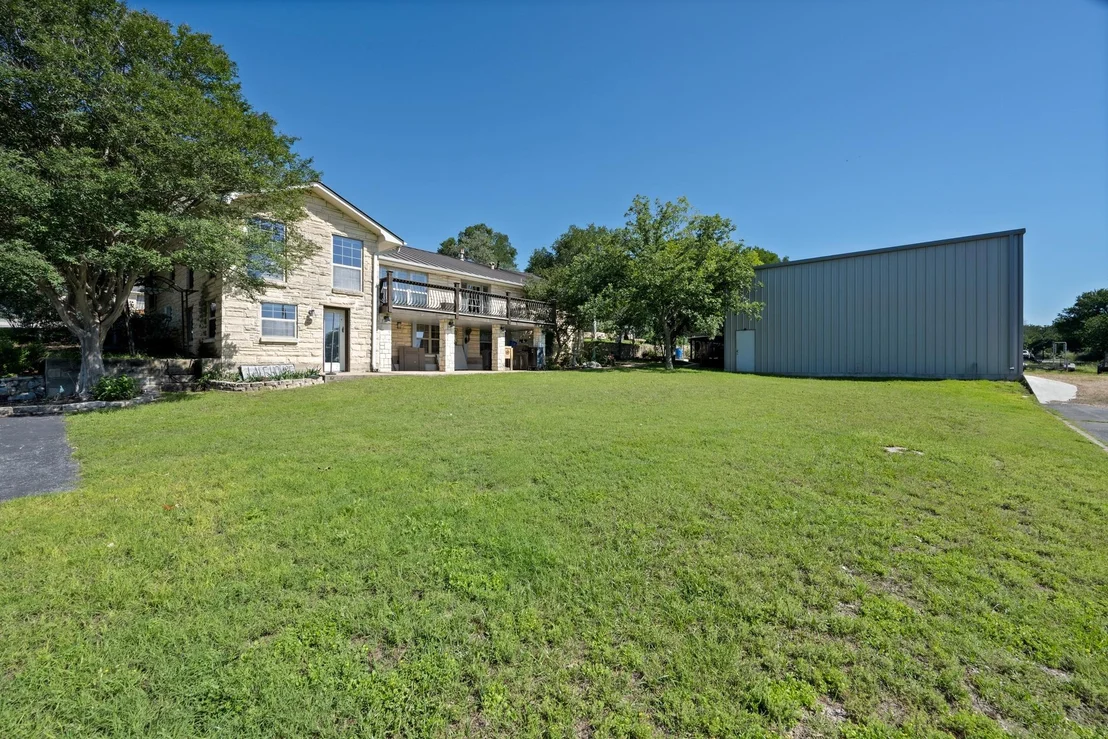 Photo of 401 Crestview DR