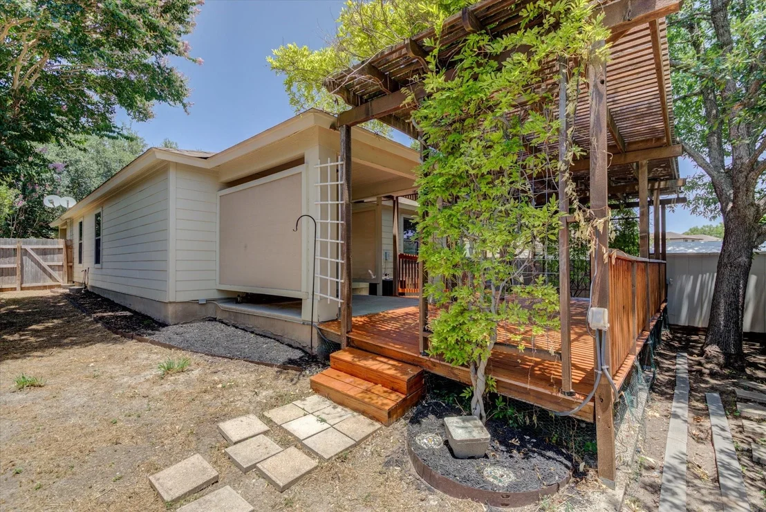 Photo of 5308 Apple Orchard LN