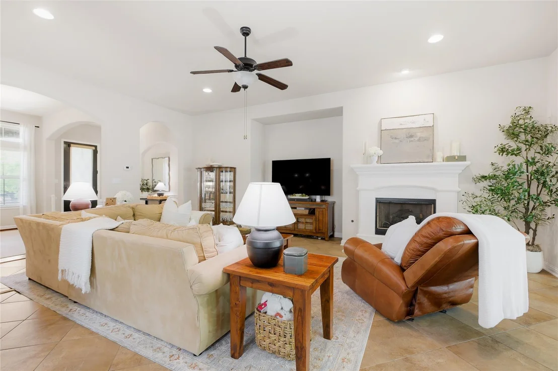 Photo of 214 Bellagio DR