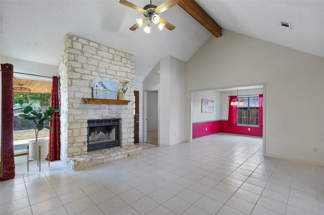 Photo of 2207 Mimosa TRL