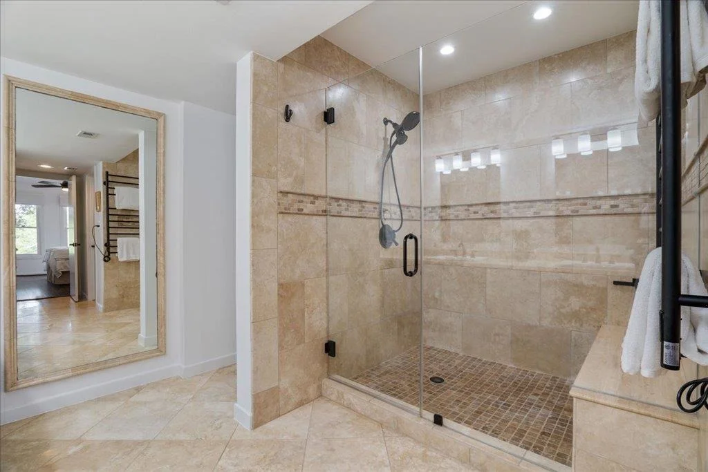 Photo of 110 West Eagle DR