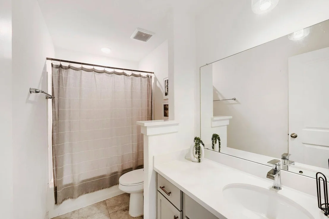 Photo of 174 Shackleton DR
