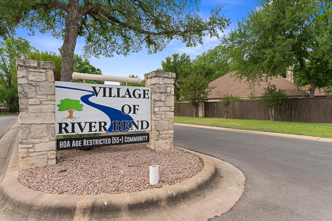 Photo of 124 Village DR