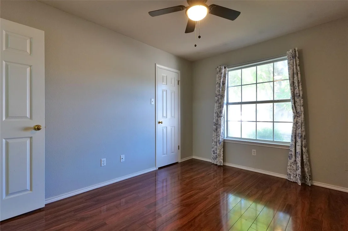 Photo of 615 Blue Oak CIR
