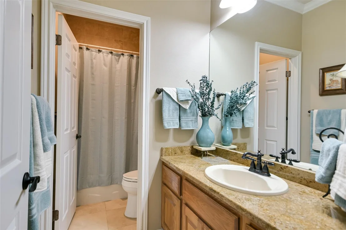 Photo of 9105 Bluegrass DR