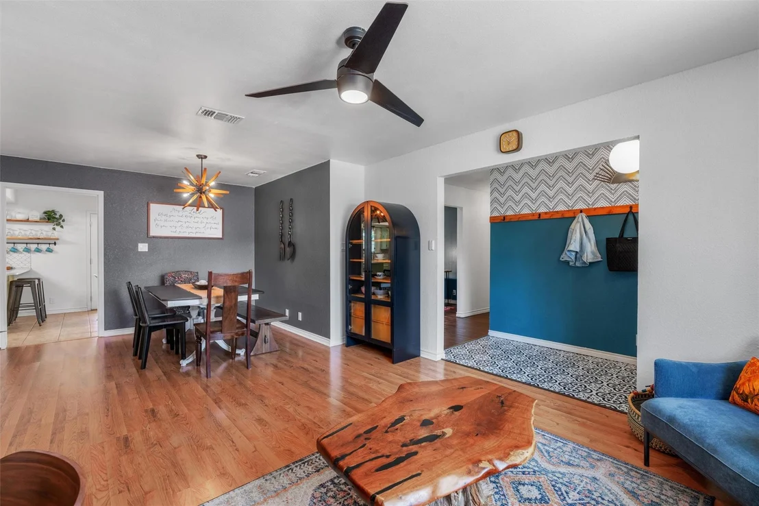 Photo of 112 Riverwood DR