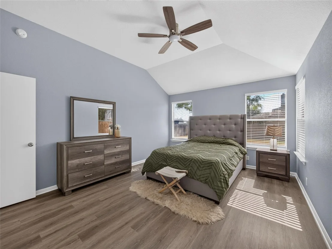 Photo of 14303 Cummins WAY