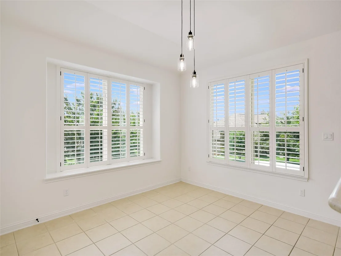 Photo of 15701 Sayan CV