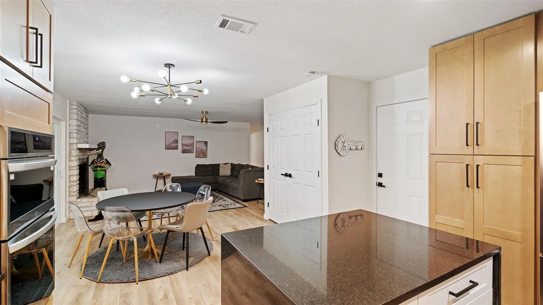 Photo of 7005 Chinook DR