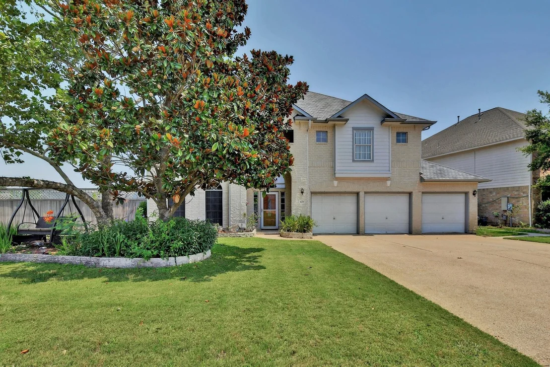 Photo of 16019 Dark LN