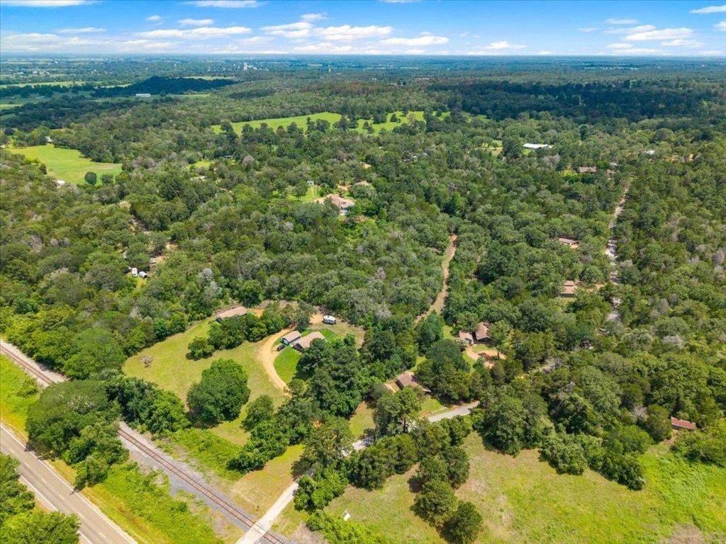 Photo of 107 Mountain Valley DR