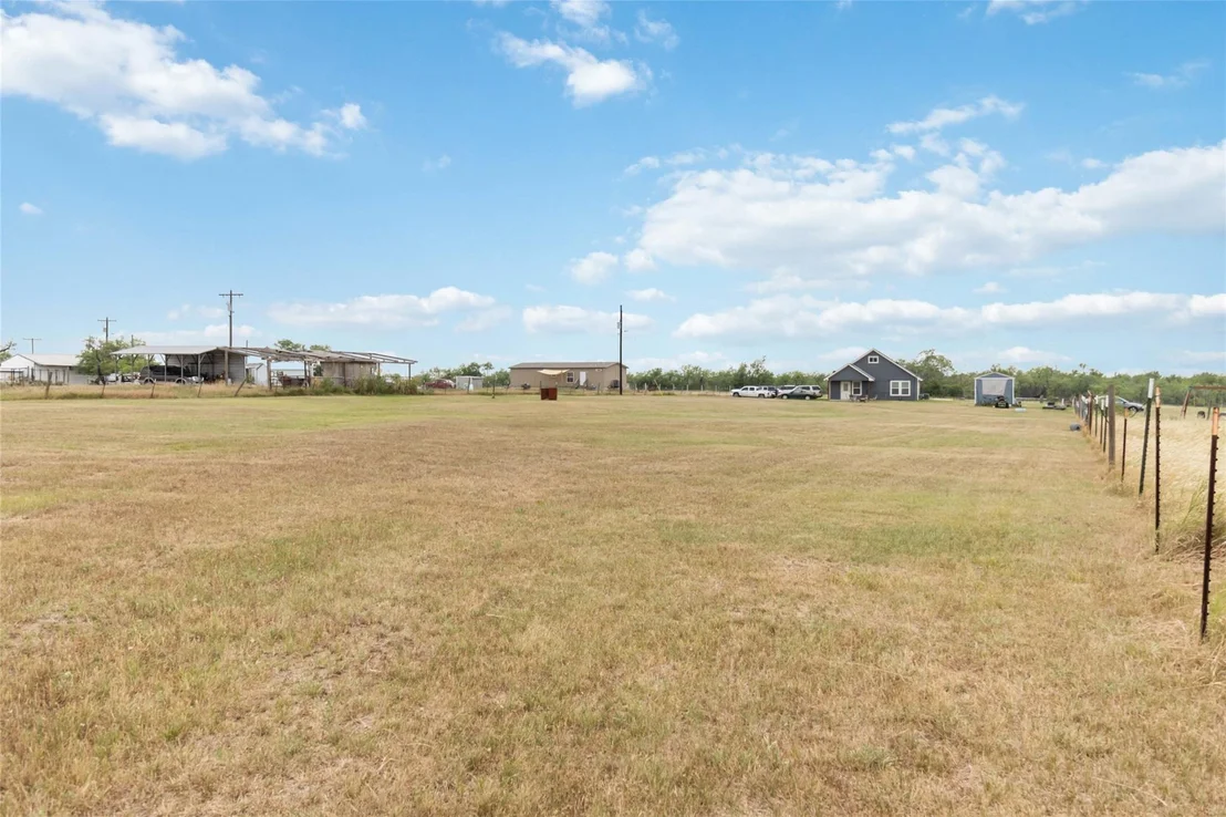 Photo of 1581 Washburn RD