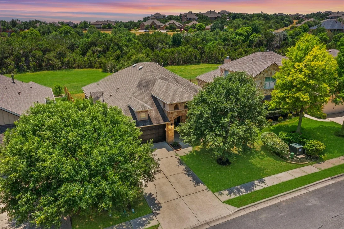 Photo of 270 Harris DR