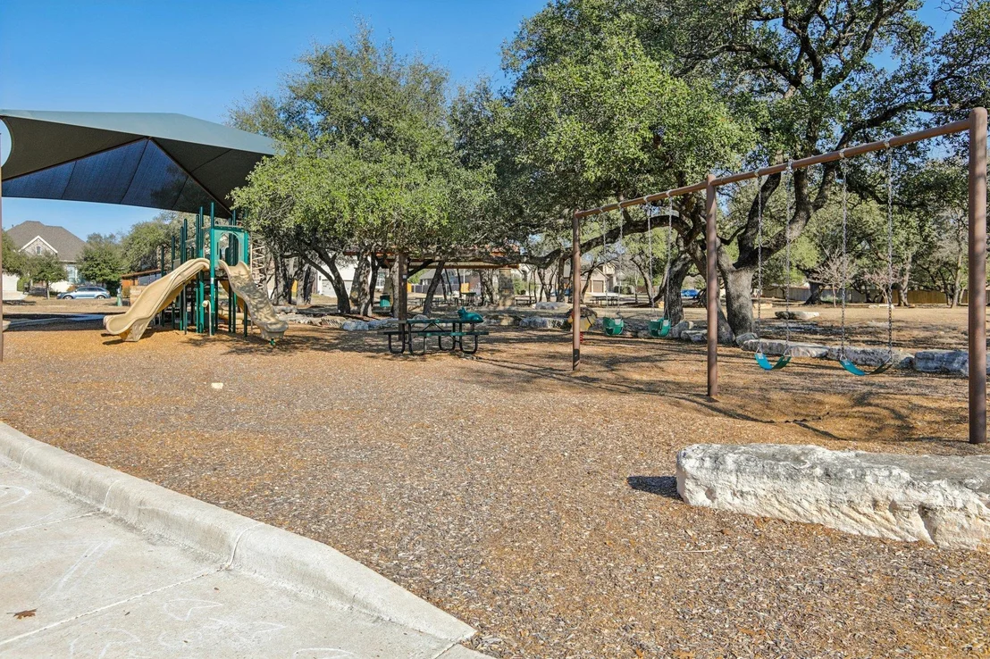 Photo of 133 Lake Spring CIR