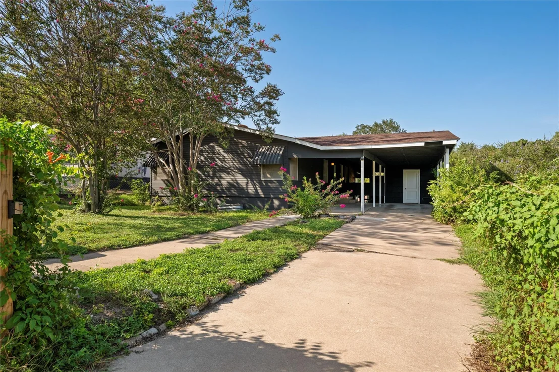 Photo of 402 Philco DR