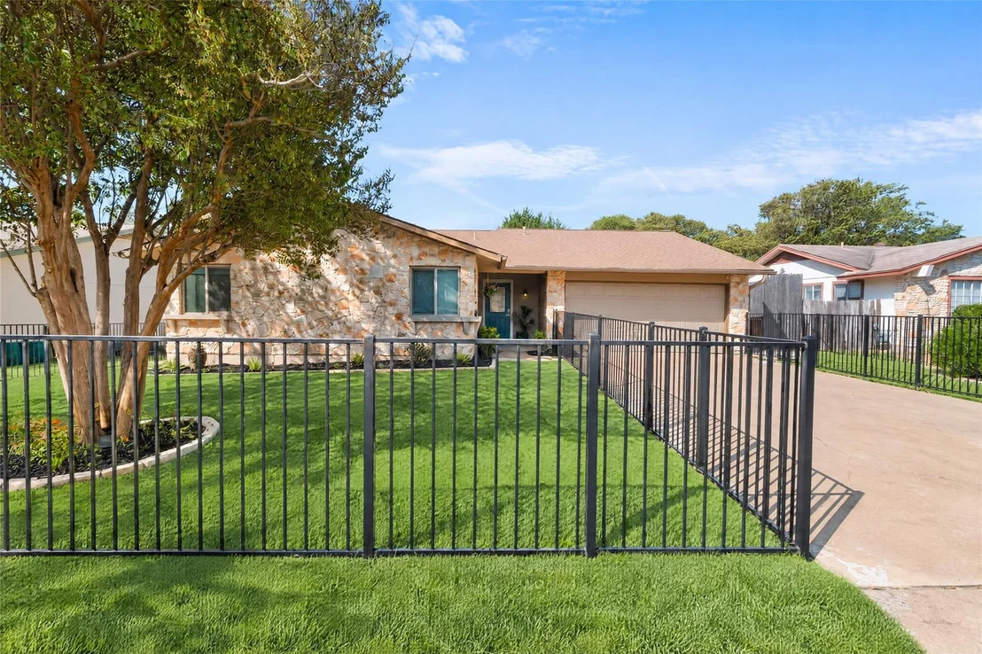 Photo of 11210 Henge DR