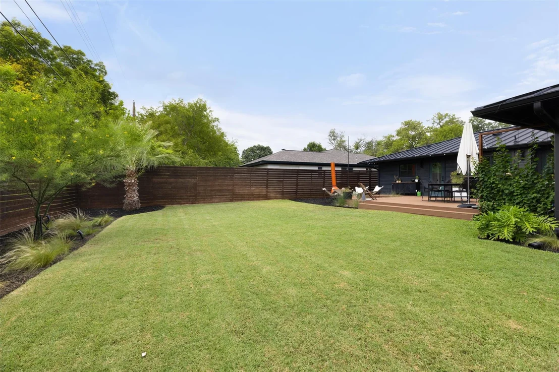 Photo of 7210 Geneva DR