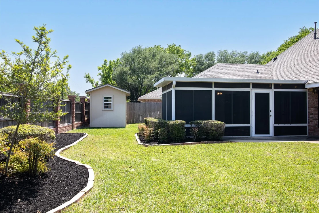 Photo of 5101 Sterling DR