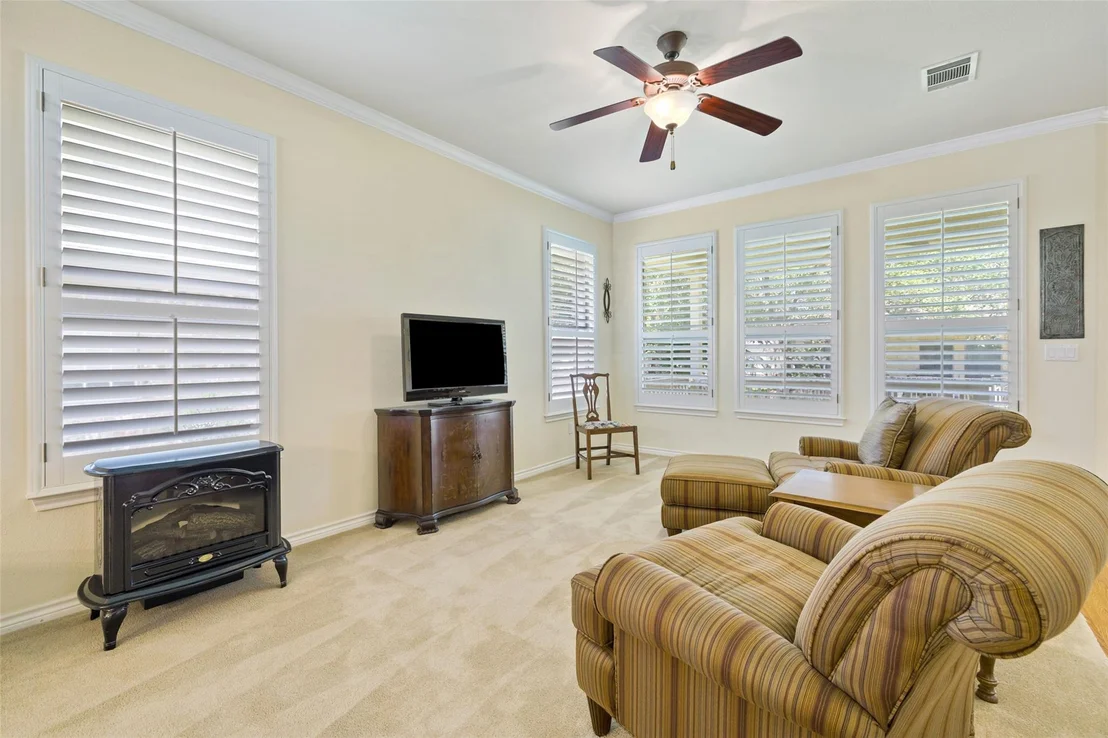 Photo of 917 Heritage Oaks BND