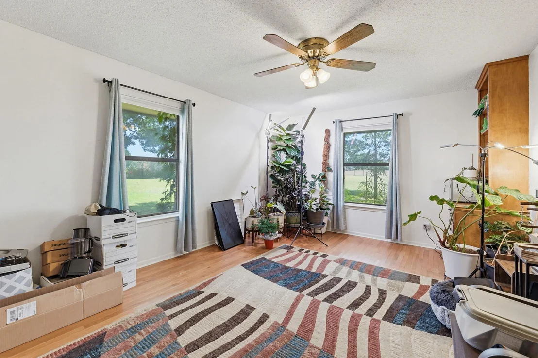 Photo of 120 Rae LN