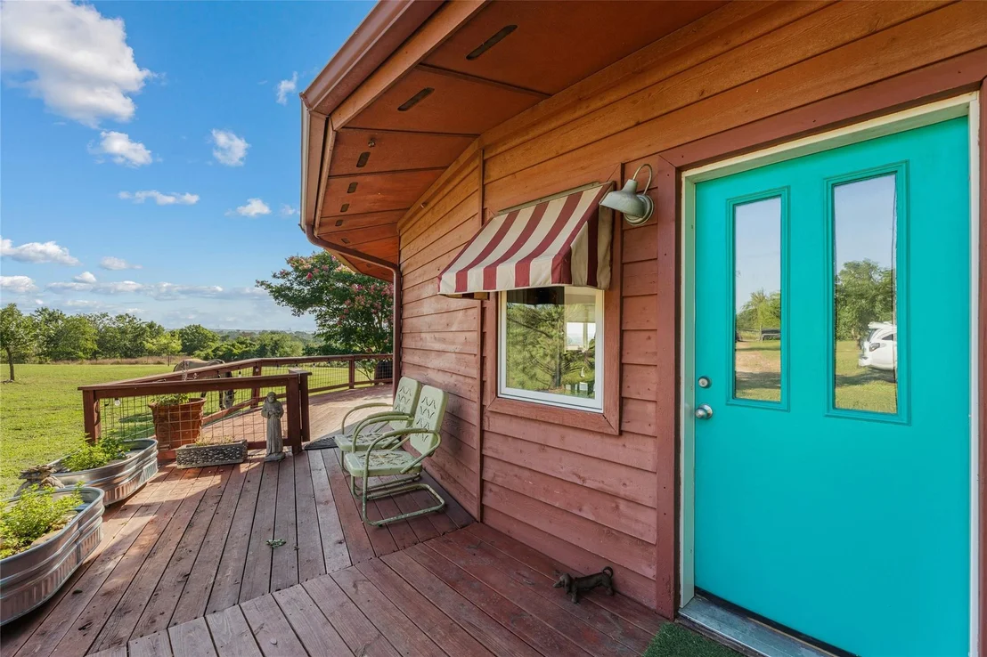Photo of 15950 Decker Lake RD