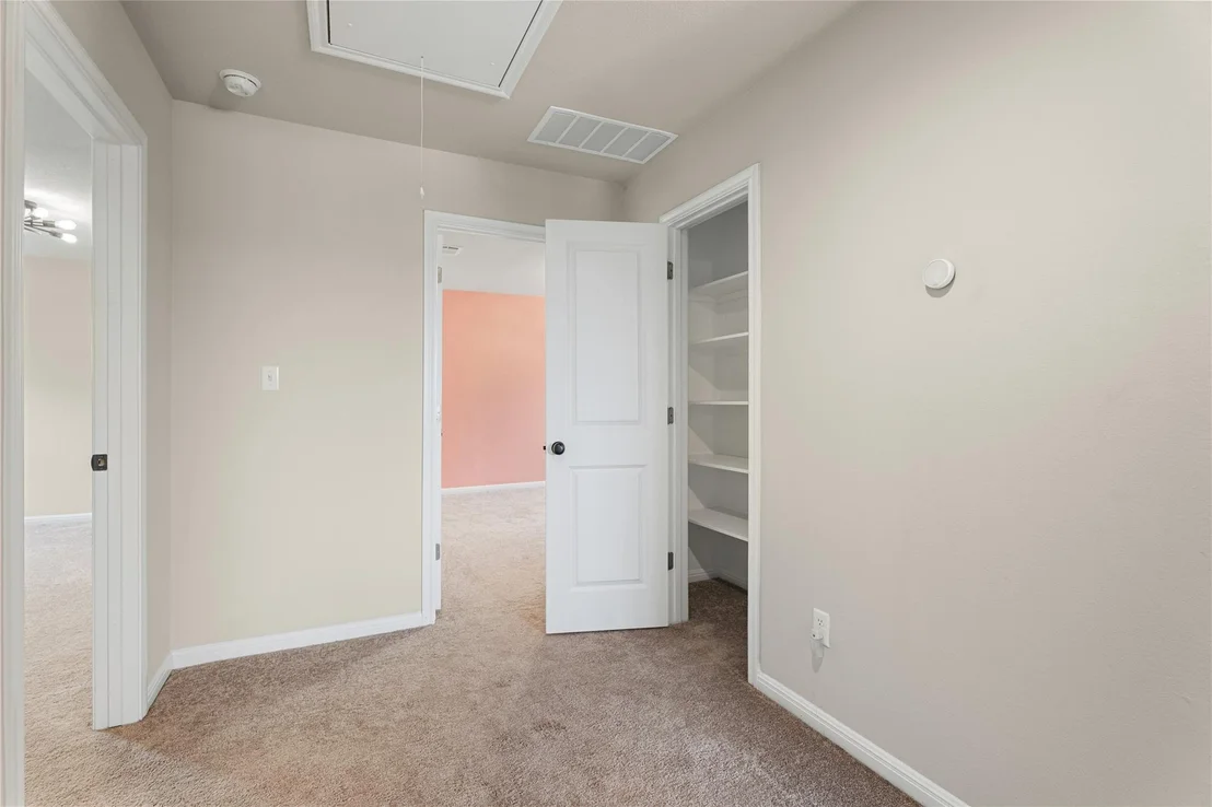 Photo of 237 Driftwood LN