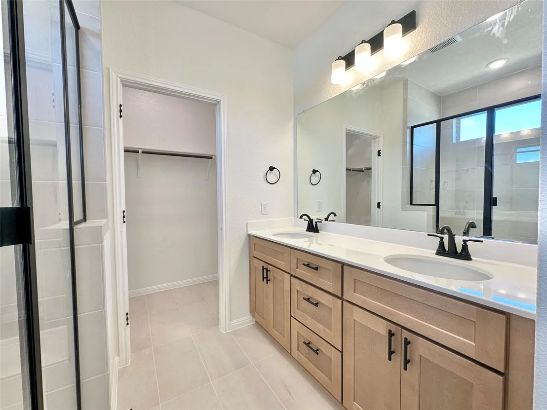 Photo of 209 Greeneyes WAY