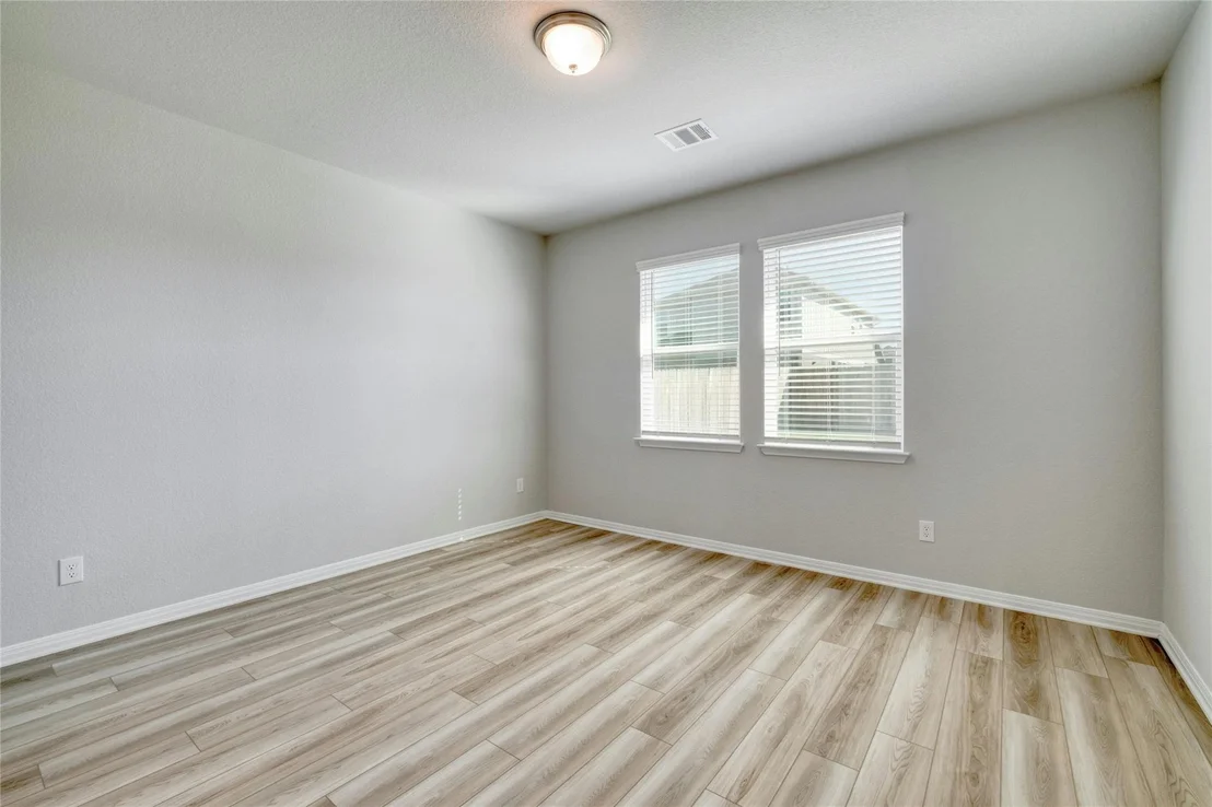 Photo of 12101 CORSICANA TRL