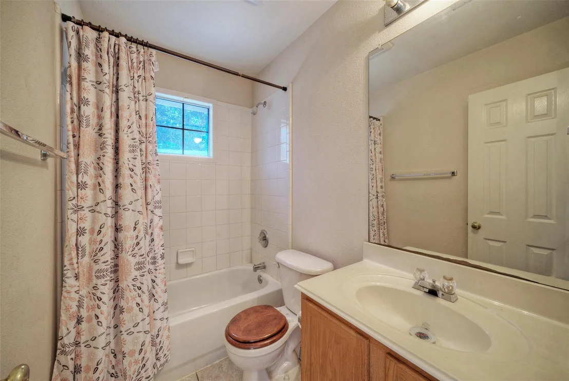 Photo of 601 Indian Run DR