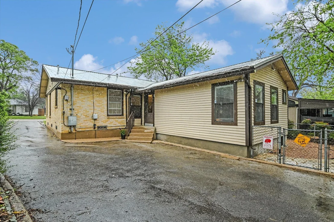 Photo of 1305 Fairwood RD