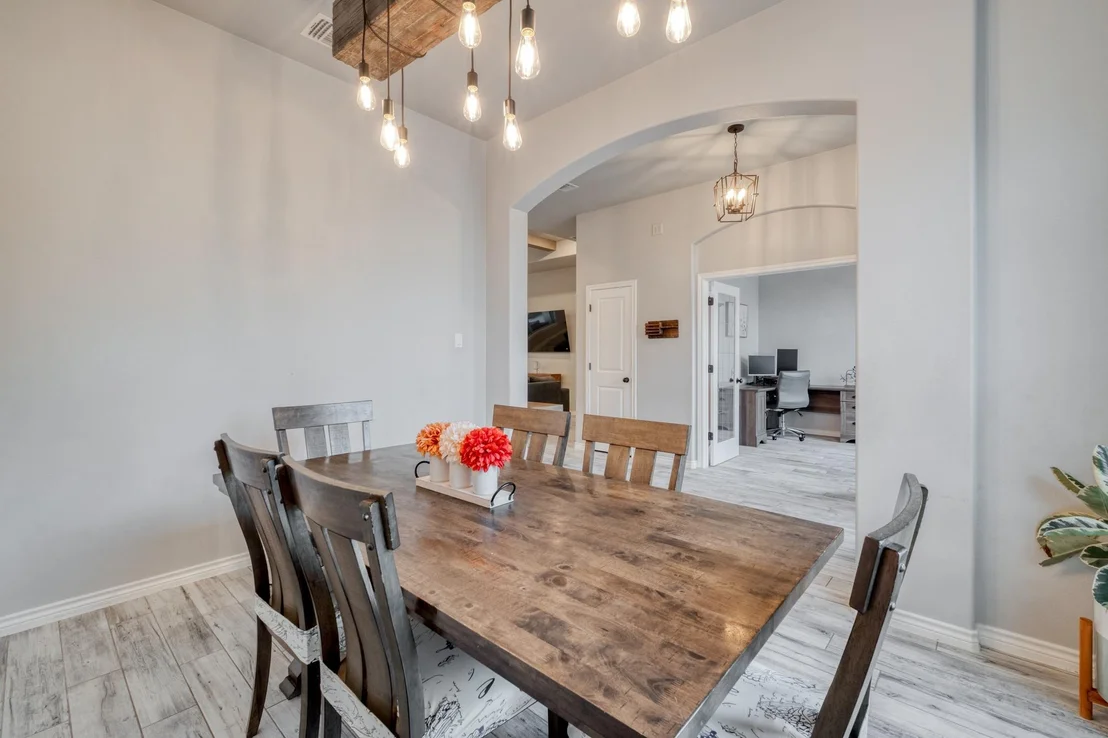 Photo of 101 Enclave Park CV