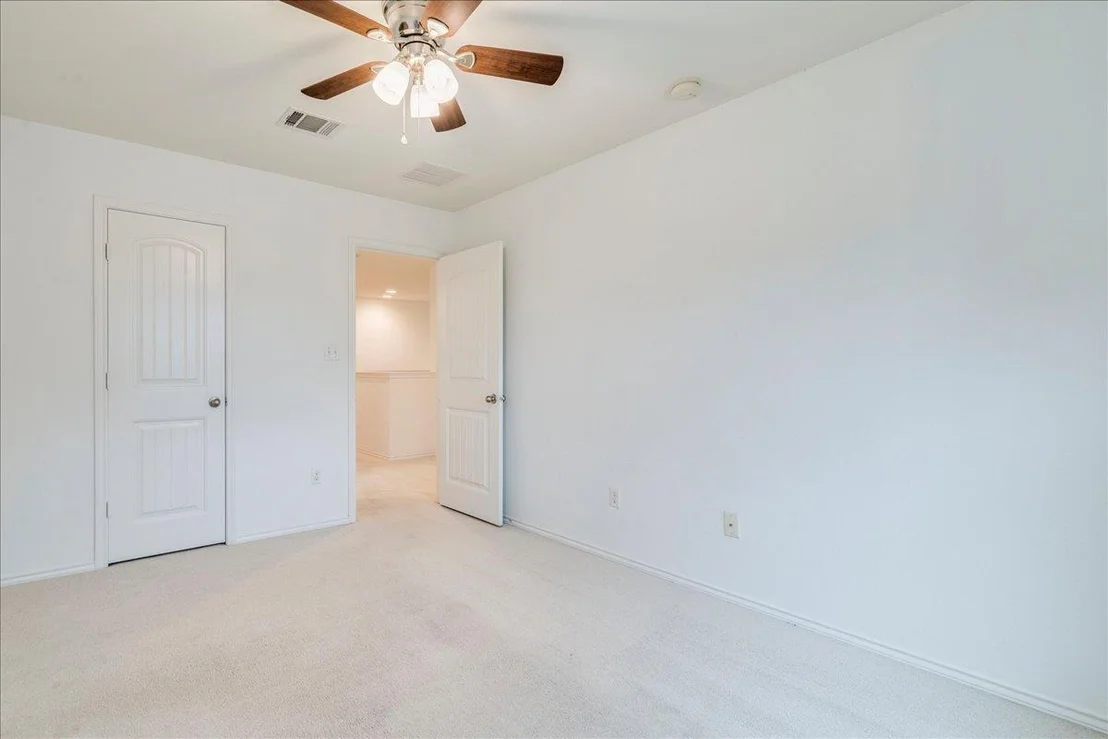 Photo of 401 Waterleaf BLVD
