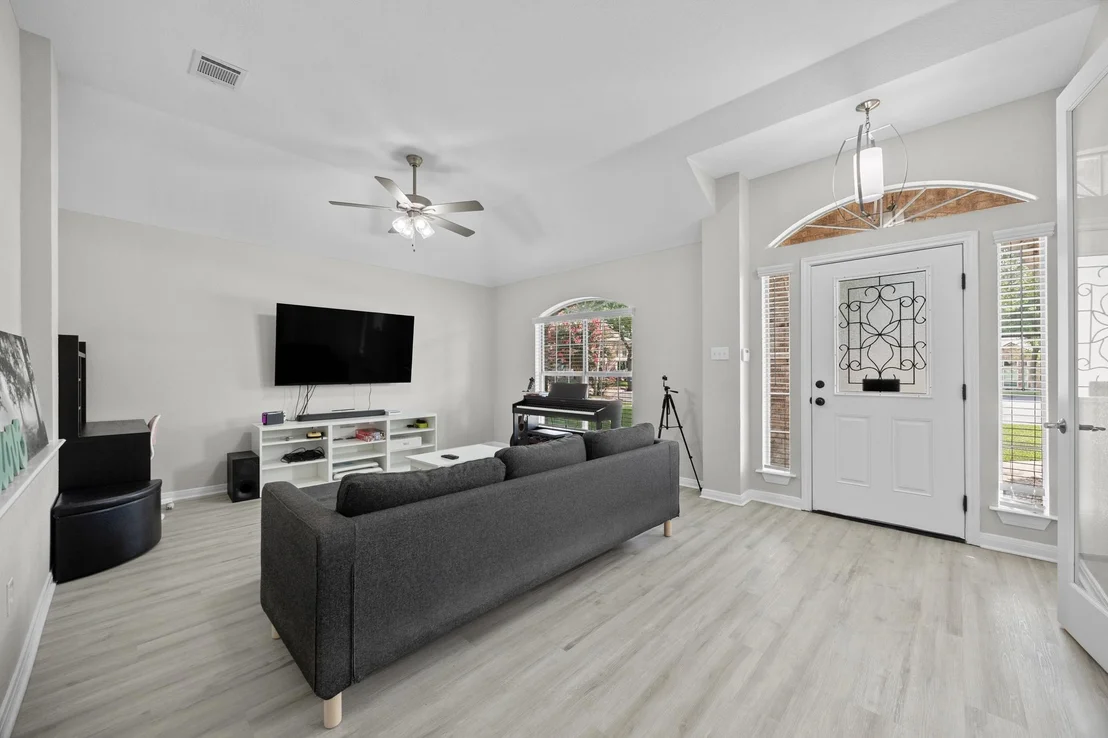Photo of 30112 Spyglass CIR