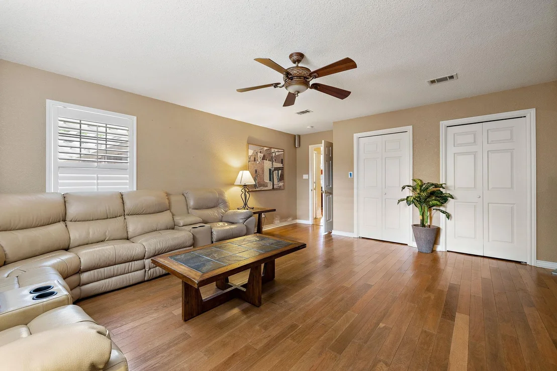 Photo of 15 Meadow RUN