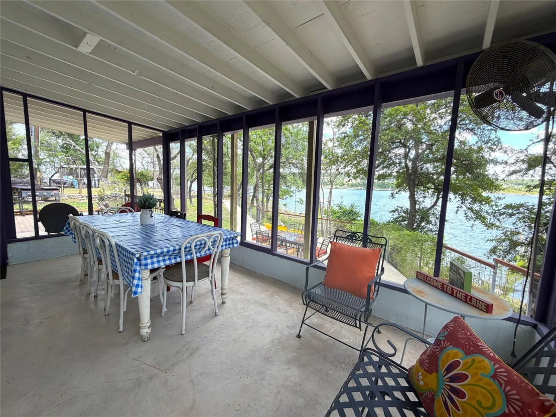 Photo of 16809 Hurst Creek CIR