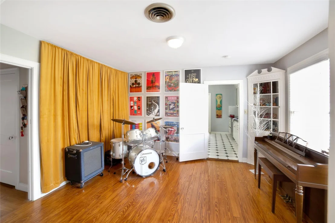Photo of 2806 Breeze TER
