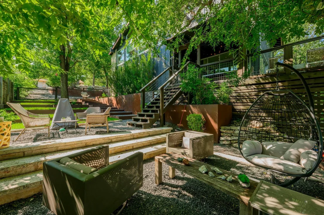 Photo of 7643 Parkview CIR